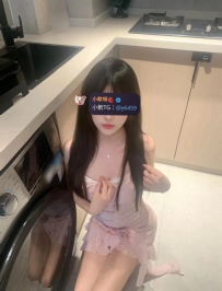 在校學生🍼 樂樂/158/44kg/C奶/19歲