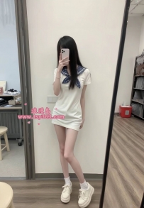 【推薦の學生】‼️ 地區：中部 資訊：依依/154/44kg/C/18y  🎀推薦理由：文華高中 在